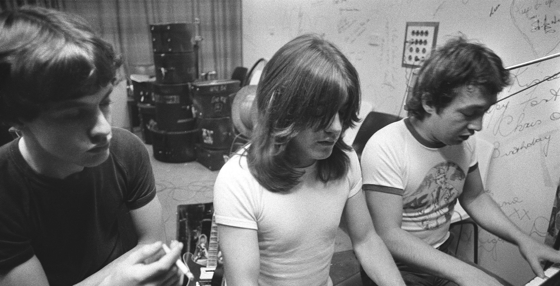 AC/DC: Forever Young - 2022 - About Premium Content